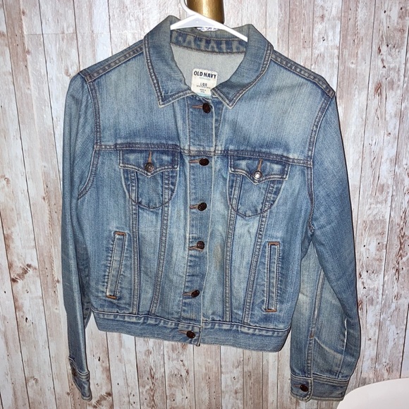 Old Navy Petite Large Jean Jacket - Picture 1 of 12